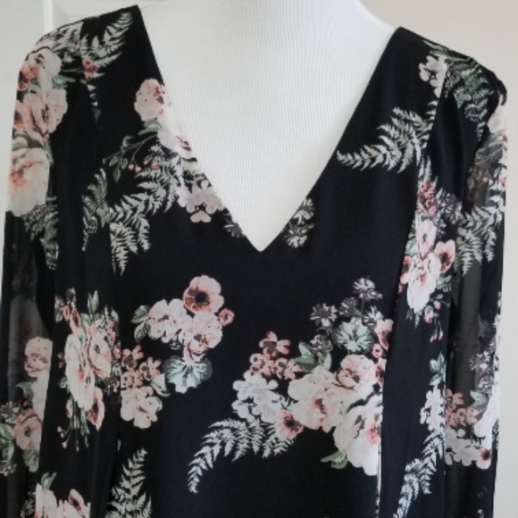 🆕️⬇️BCBGeneration Sexy Boho Floral Shift Dress - Picture 3 of 8